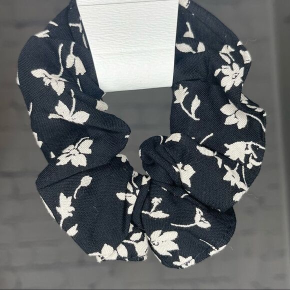 Floral Smocked Top Set - Picture 6 of 6